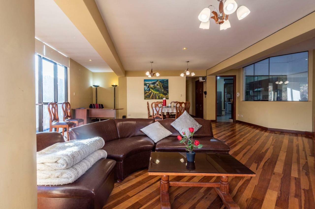 Appartamento Espacioso Confortable Apartamento Familia Cuzco Esterno foto