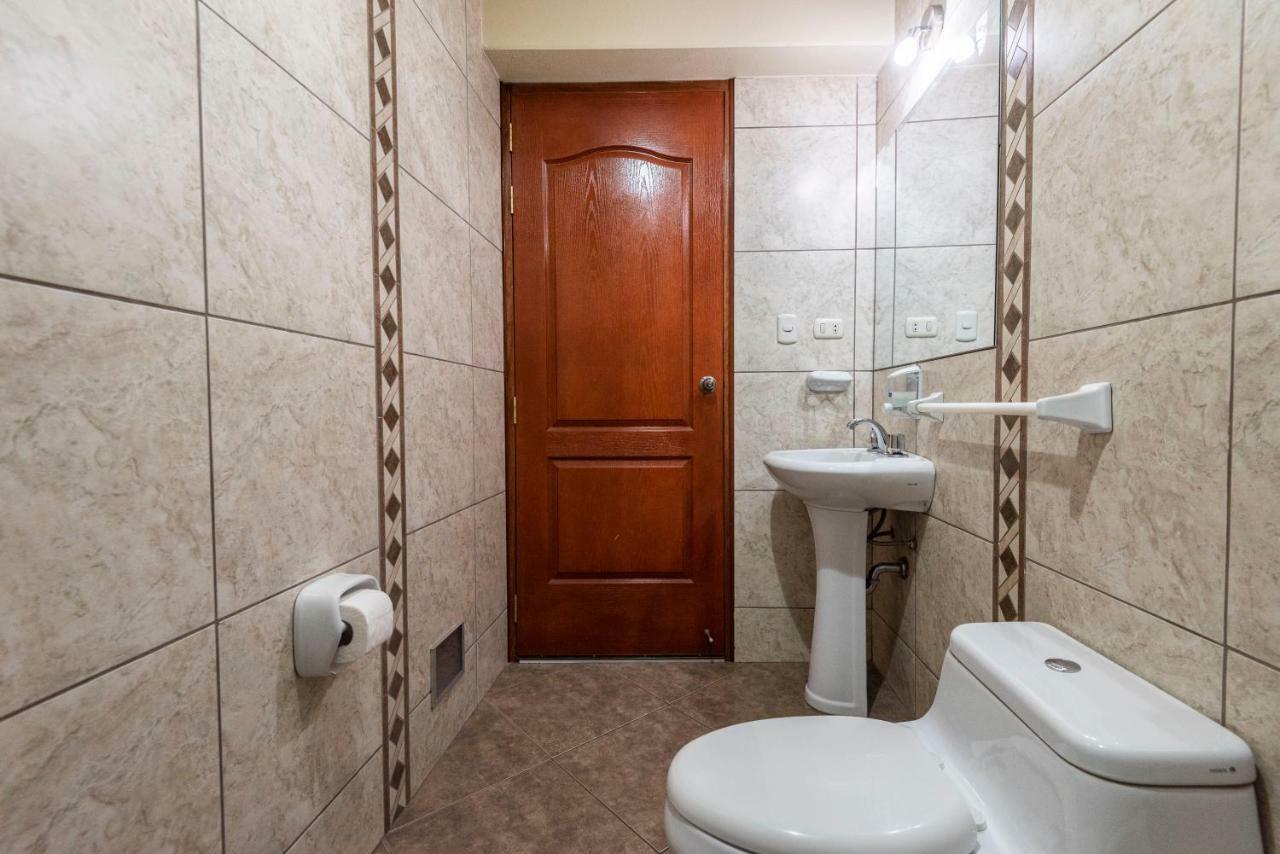 Appartamento Espacioso Confortable Apartamento Familia Cuzco Esterno foto