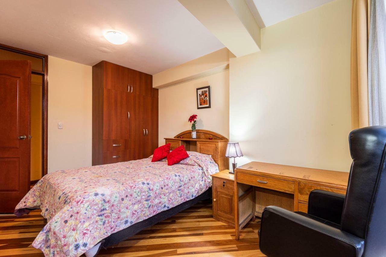 Appartamento Espacioso Confortable Apartamento Familia Cuzco Esterno foto